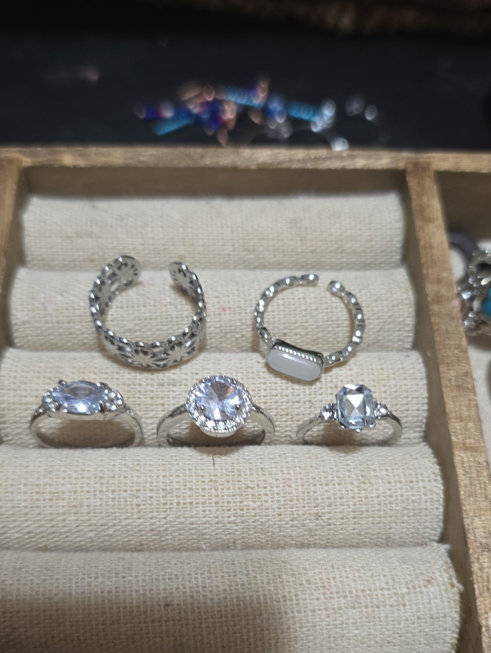 Assorted Costume Rings - Picture 3 of 4